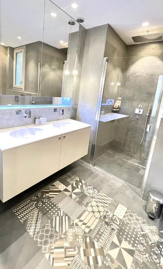 Luxurious 2 Bedrooms Apartment, 30 Meter From * Nizza