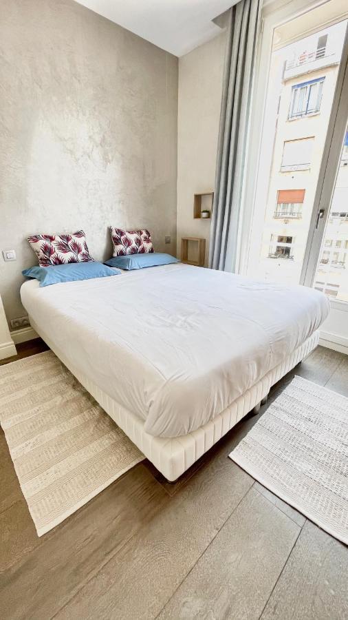 Luxurious 2 Bedrooms Apartment, 30 Meter From Apartment Nice