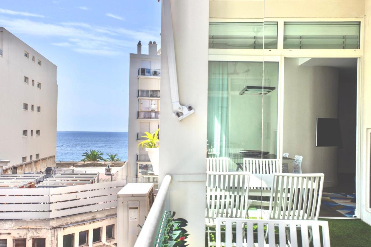 Luxurious 2 Bedrooms Apartment, 30 Meter From Appartamento *