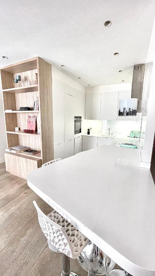 Apartment Luxurious 2 Bedrooms Apartment, 30 Meter From Nizza