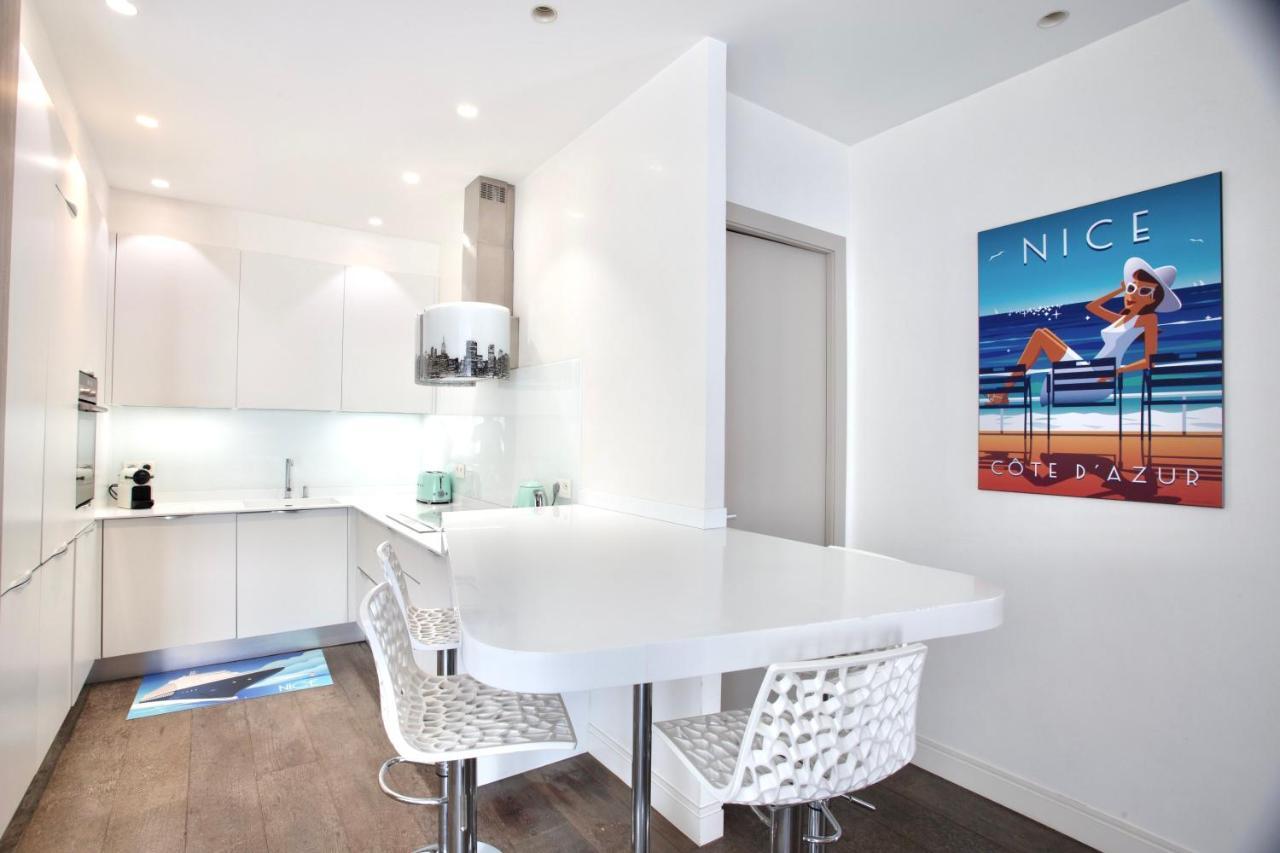 Luxurious 2 Bedrooms Apartment, 30 Meter From Nizza